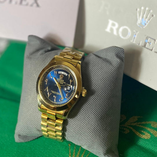 BLACK DIAL ROLEX WITH PLAIN RARE DIAL.