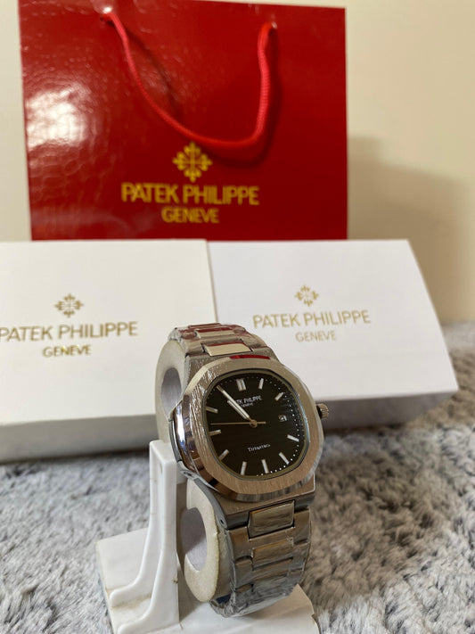 Patek Philippe Nautilus 5711/1A Black Dial with Diamond Bezel
