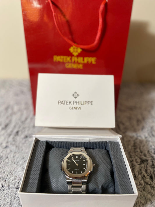 Patek Philippe Nautilus 5711/1A Black Dial with Diamond Bezel