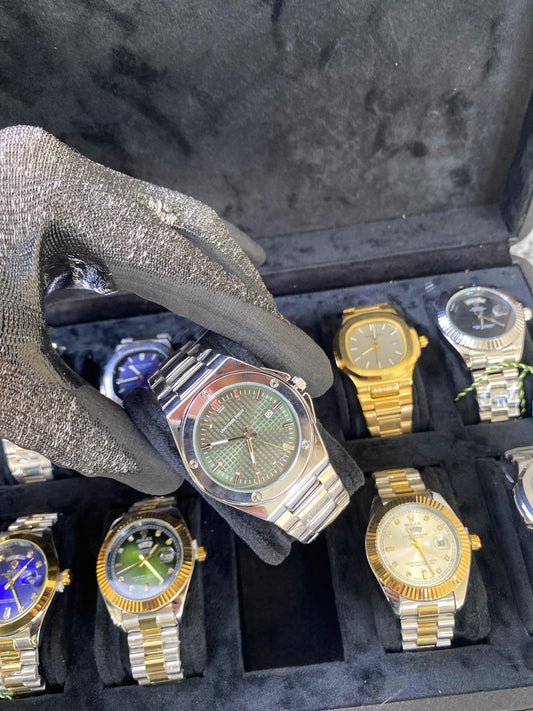 UNIVERSE POINT WATCH ⌚️